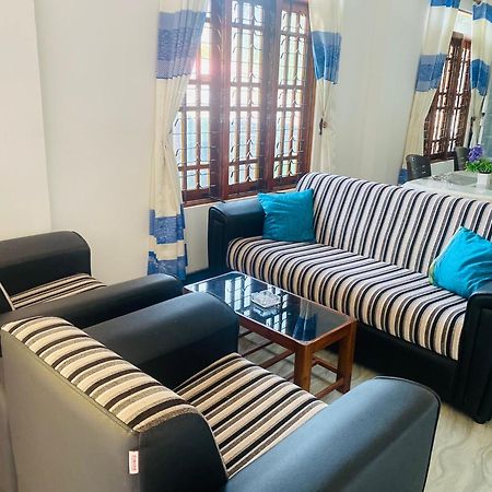 纳拉坦尼亚 Lavendra Guset House酒店 外观 照片