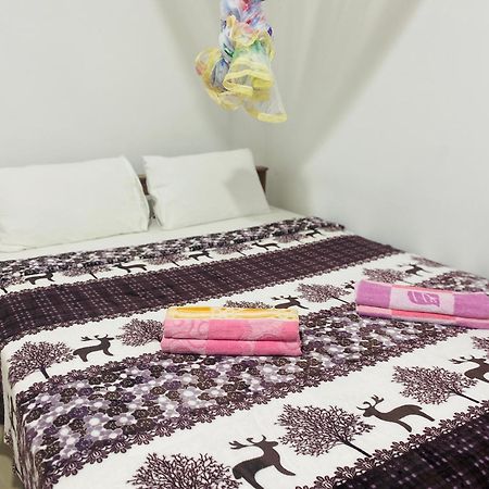 纳拉坦尼亚 Lavendra Guset House酒店 外观 照片